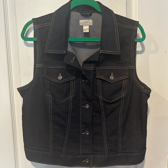 Jean vest, size L - Picture 1 of 6
